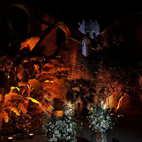 Lighting design per mura storiche esterne